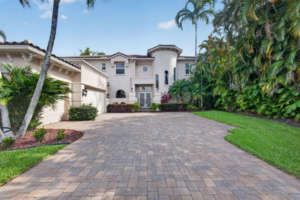 5133 Isabella Drive Palm Beach Gardens, FL 33418