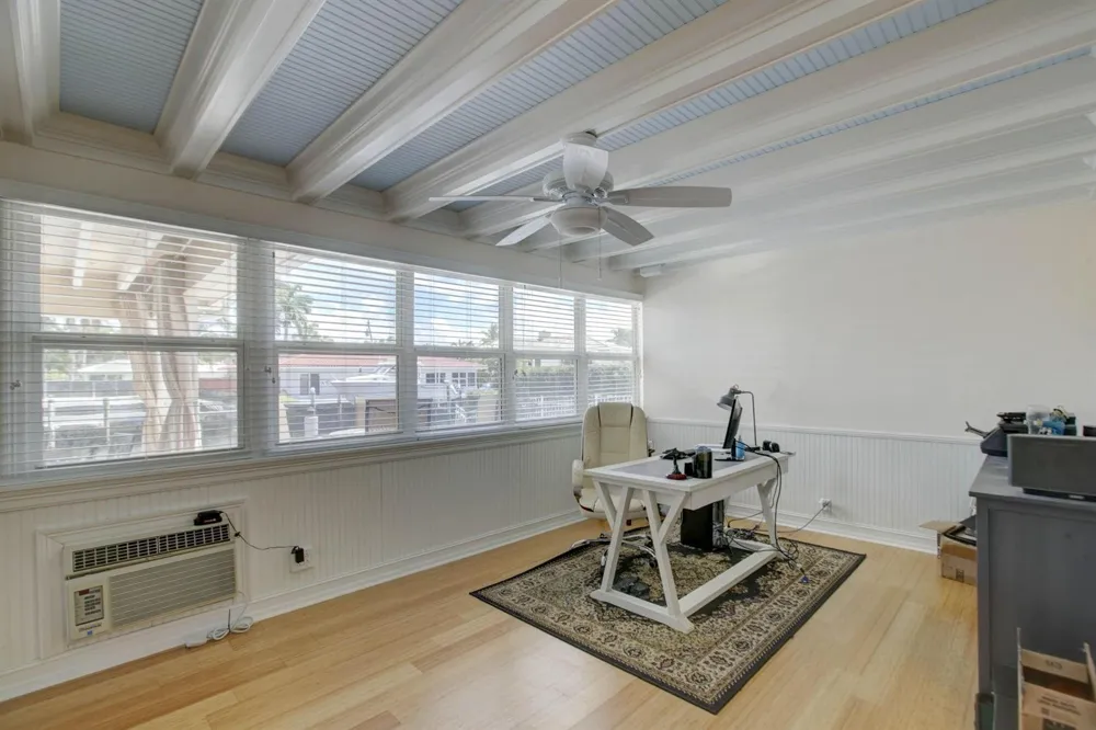 1920 Waters Edge Pompano Beach, FL 33062