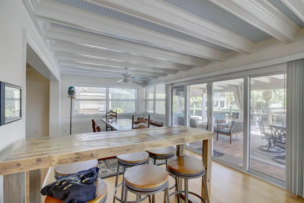 1920 Waters Edge Pompano Beach, FL 33062