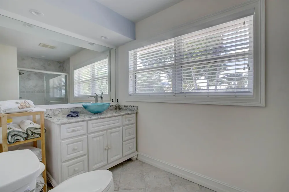1920 Waters Edge Pompano Beach, FL 33062