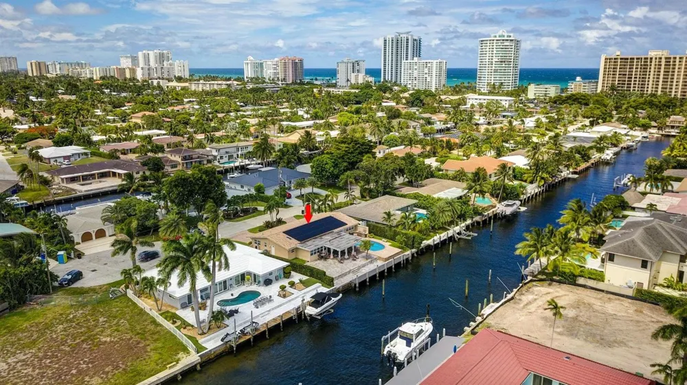 1920 Waters Edge Pompano Beach, FL 33062