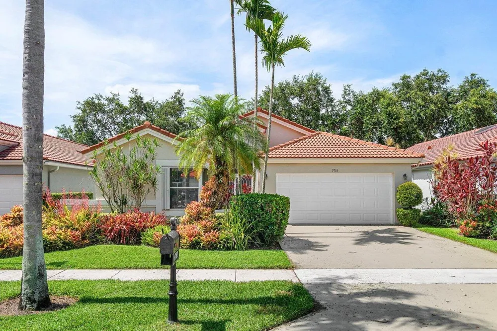 9763 Harbour Lake Circle S Boynton Beach, FL 33437