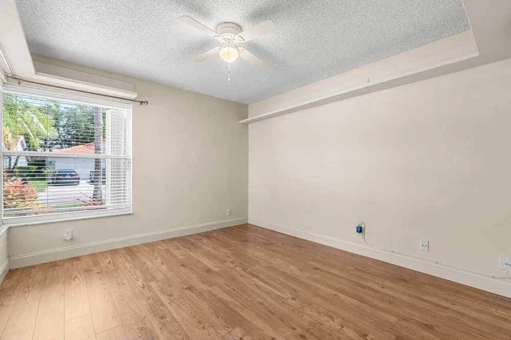 9763 Harbour Lake Circle S Boynton Beach, FL 33437