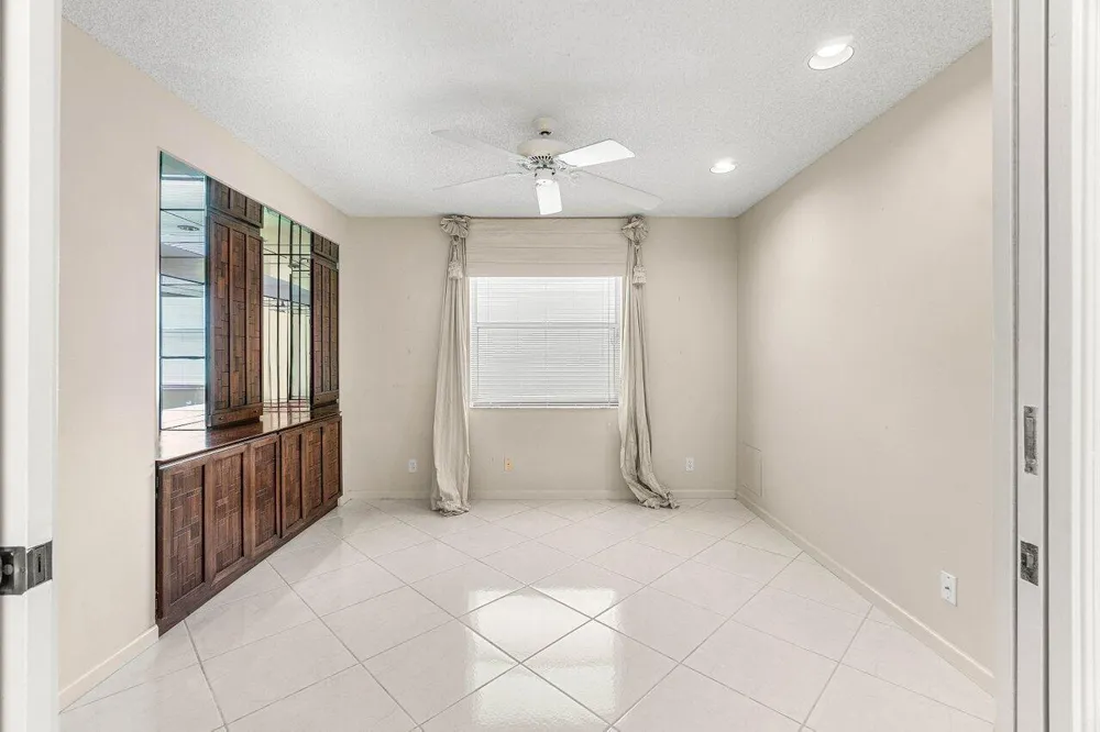 9763 Harbour Lake Circle S Boynton Beach, FL 33437