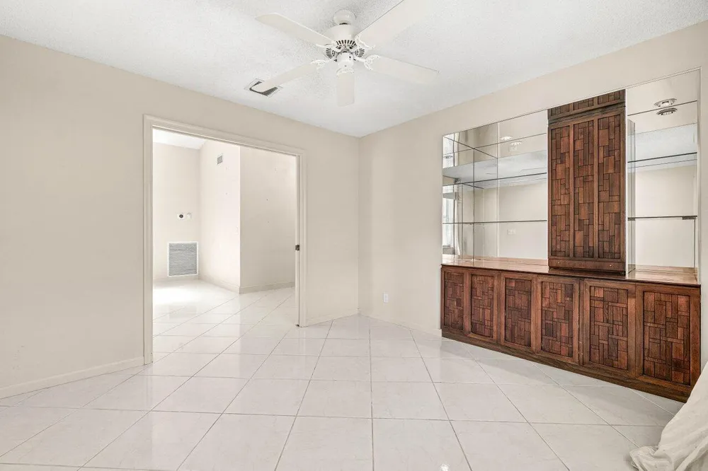9763 Harbour Lake Circle S Boynton Beach, FL 33437