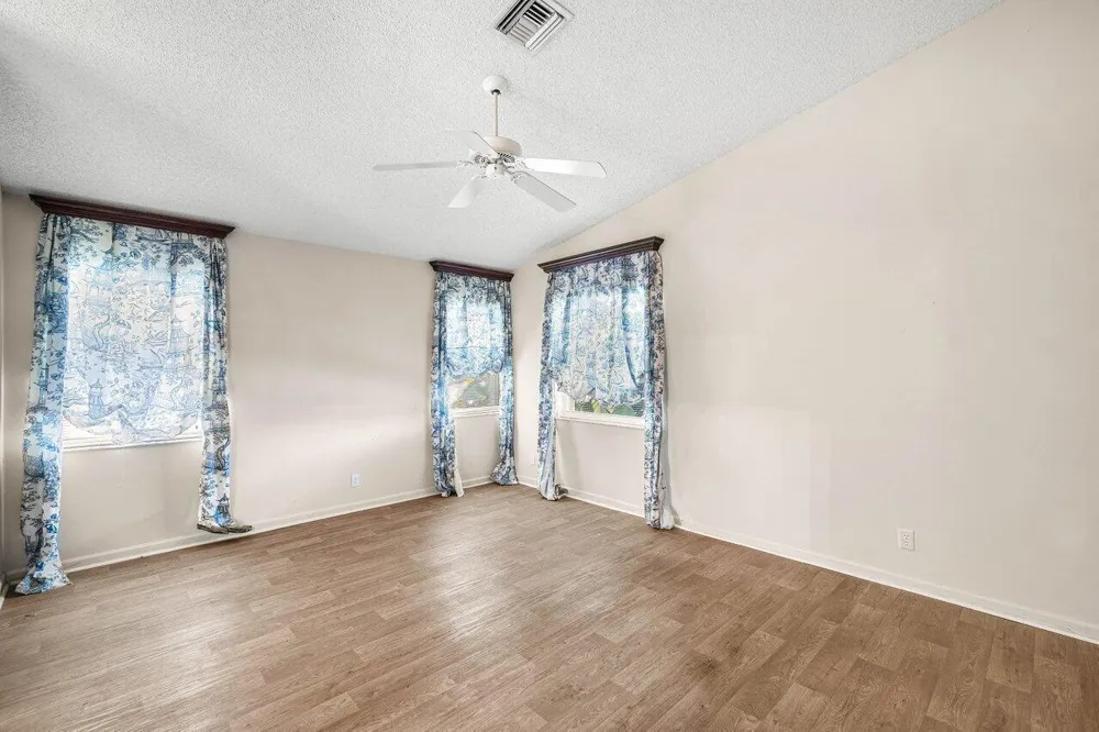 9763 Harbour Lake Circle S Boynton Beach, FL 33437