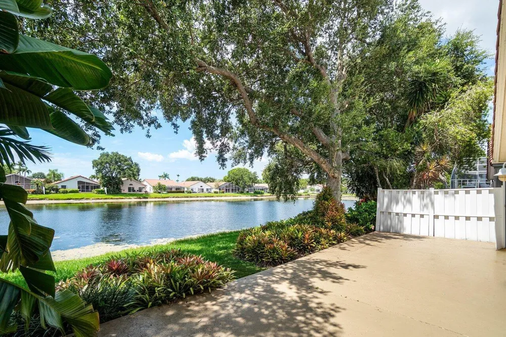 9763 Harbour Lake Circle S Boynton Beach, FL 33437