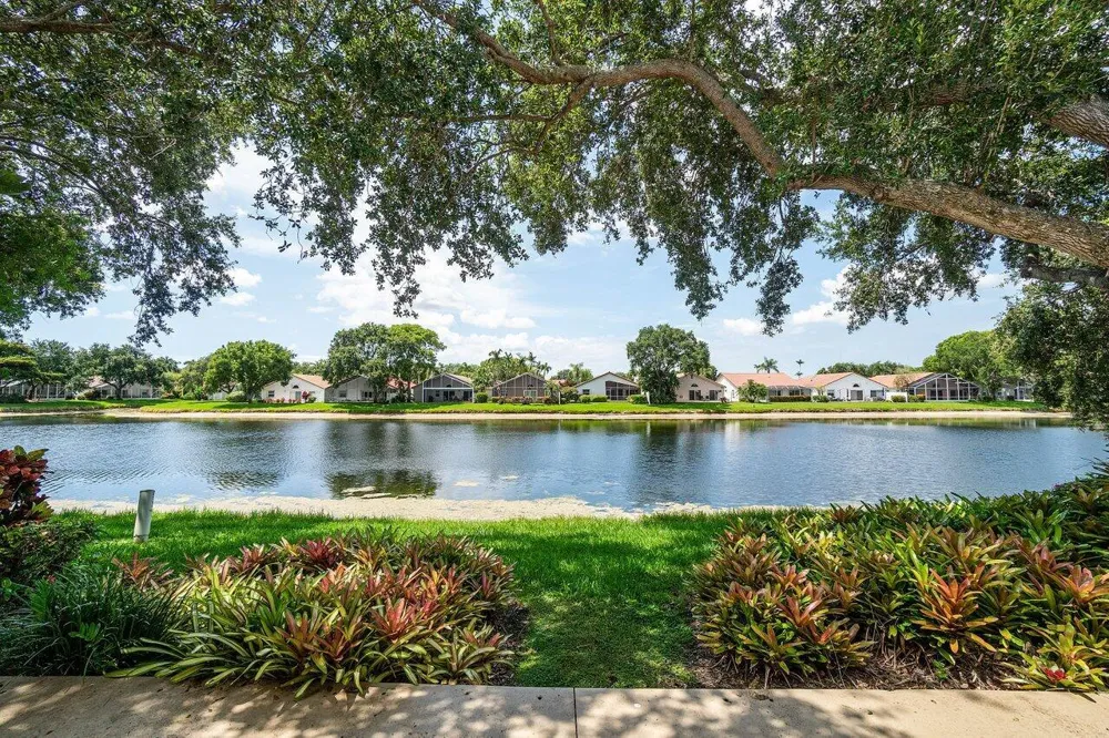 9763 Harbour Lake Circle S Boynton Beach, FL 33437