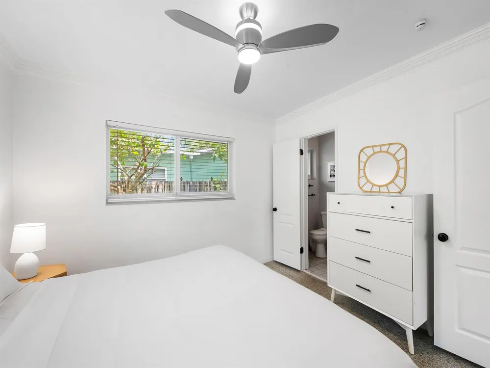 657 NW 30th Court Wilton Manors, FL 33311