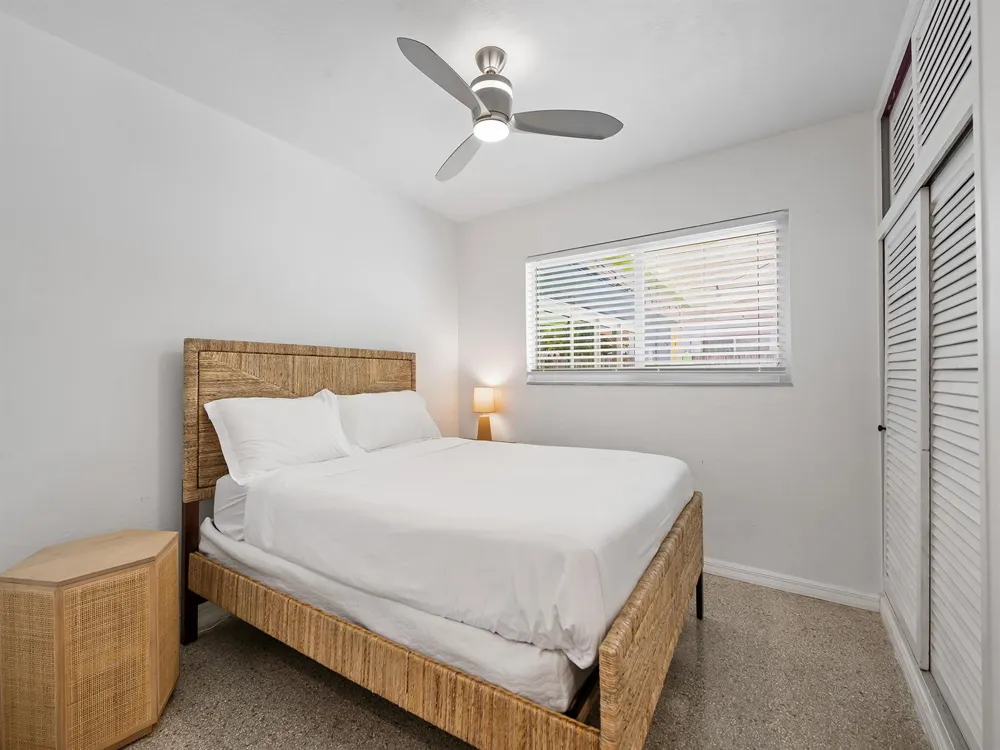 657 NW 30th Court Wilton Manors, FL 33311