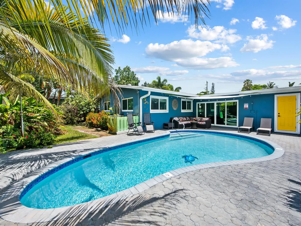 657 NW 30th Court Wilton Manors, FL 33311