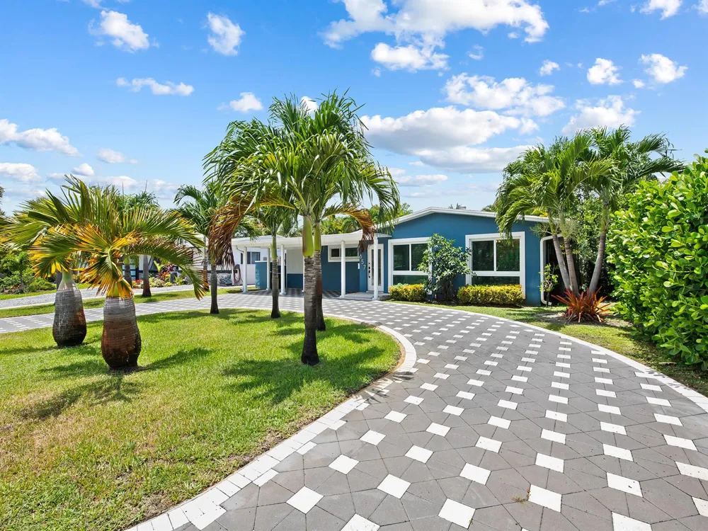657 NW 30th Court Wilton Manors, FL 33311