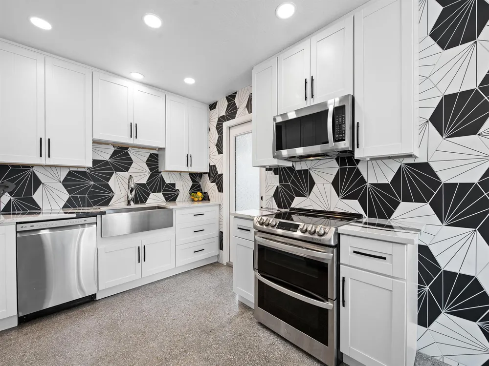 657 NW 30th Court Wilton Manors, FL 33311