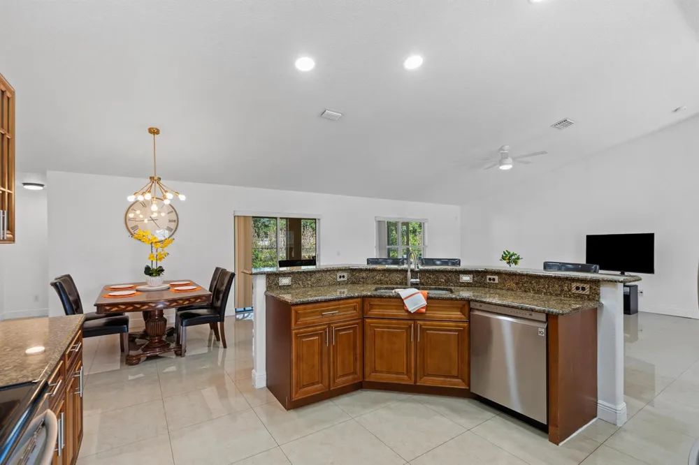 3041 SE Wake Road Port St. Lucie, FL 34984