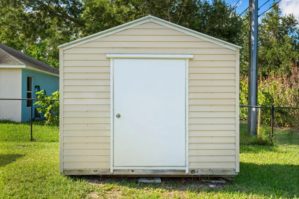 3041 SE Wake Road Port St. Lucie, FL 34984