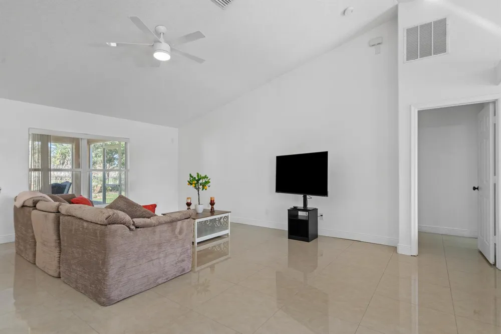 3041 SE Wake Road Port St. Lucie, FL 34984