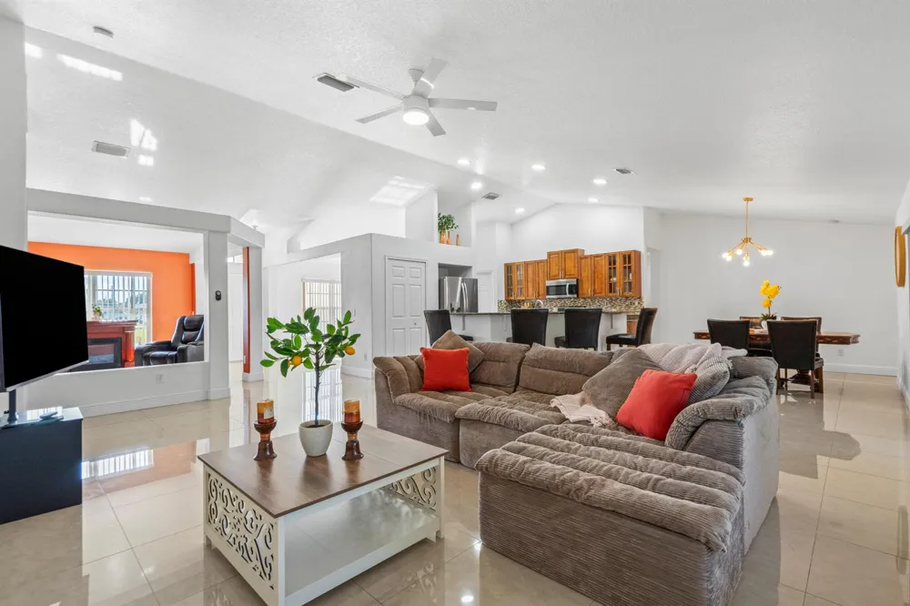 3041 SE Wake Road Port St. Lucie, FL 34984