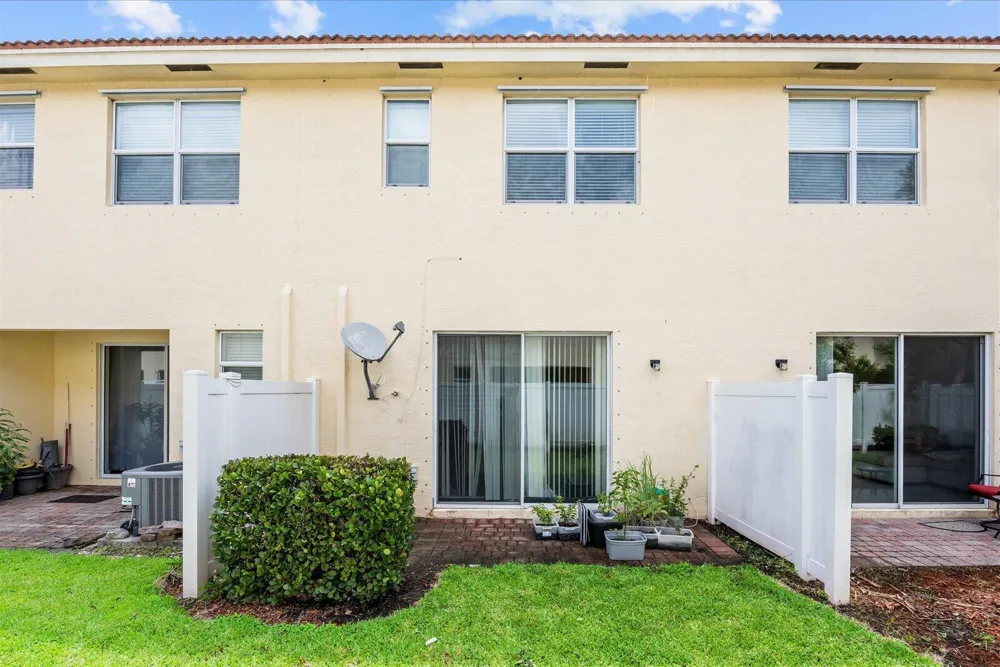 9500 SW Otter Lane Stuart, FL 34997