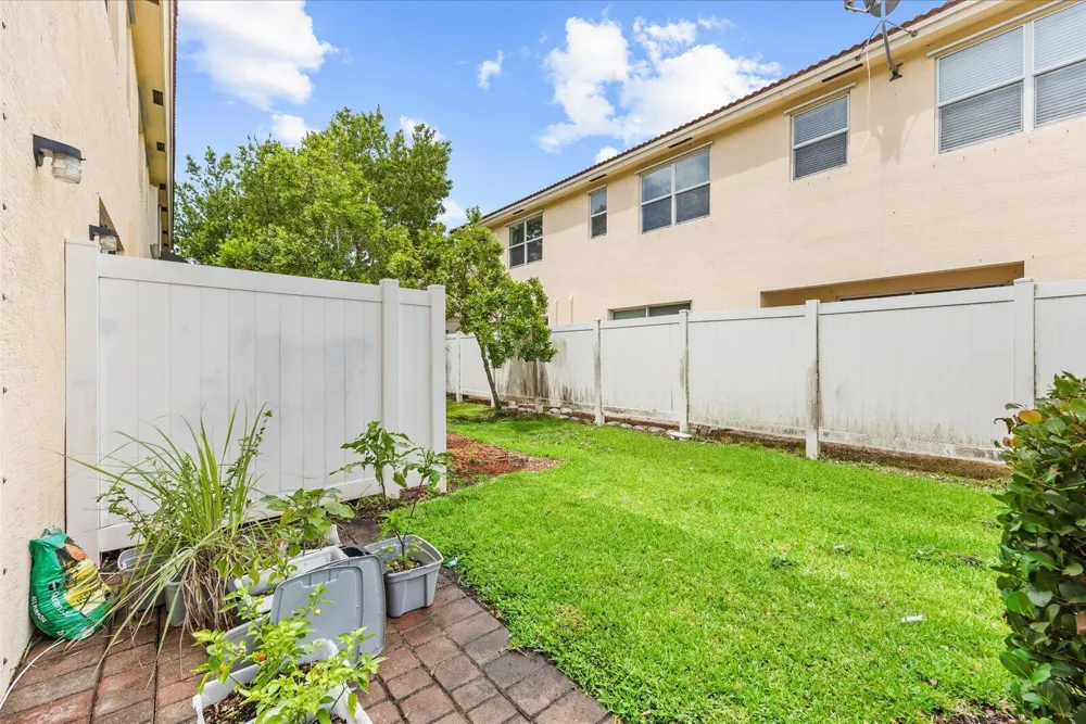 9500 SW Otter Lane Stuart, FL 34997