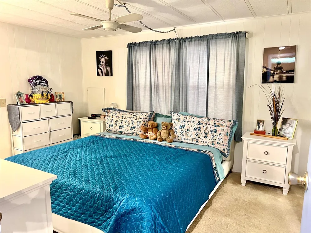 8011 SE Homestead Avenue Hobe Sound, FL 33455