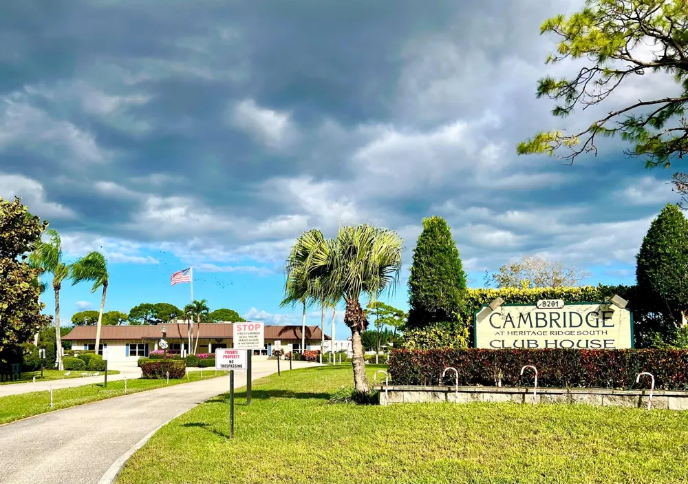 8011 SE Homestead Avenue Hobe Sound, FL 33455