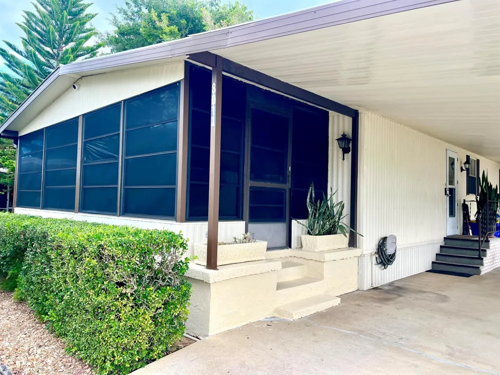 8011 SE Homestead Avenue Hobe Sound, FL 33455