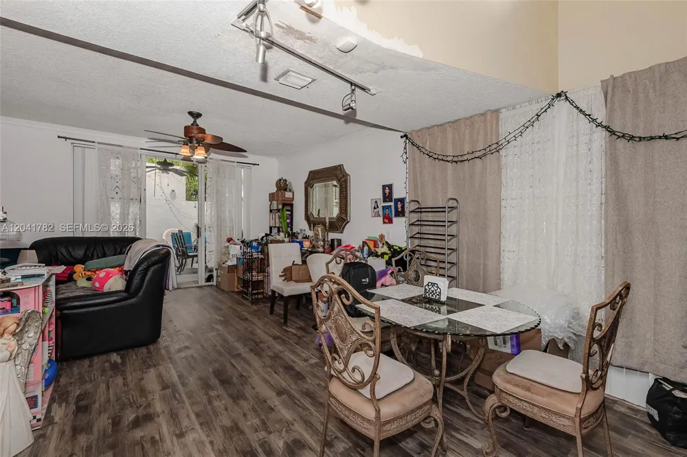 2327 SW 82nd Way North Lauderdale, FL 33068
