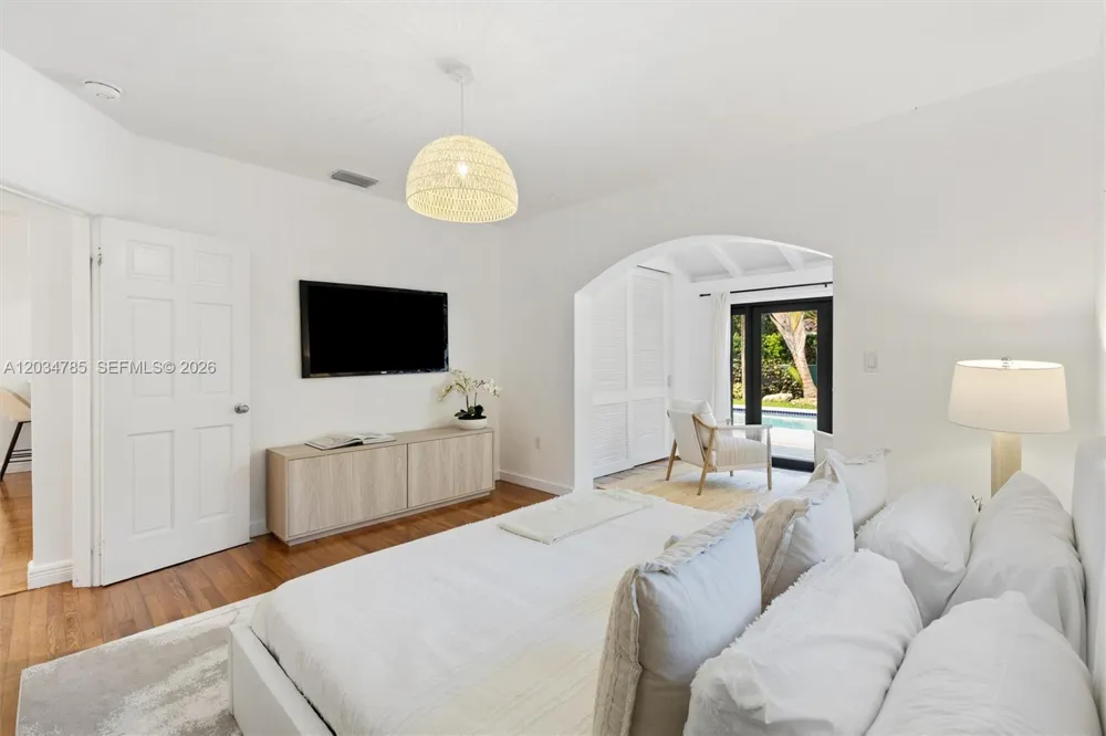 4531 Sheridan Ave Miami Beach, FL 33140
