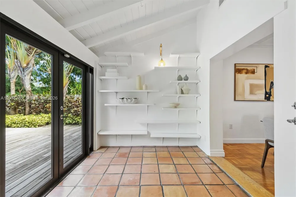 4531 Sheridan Ave Miami Beach, FL 33140