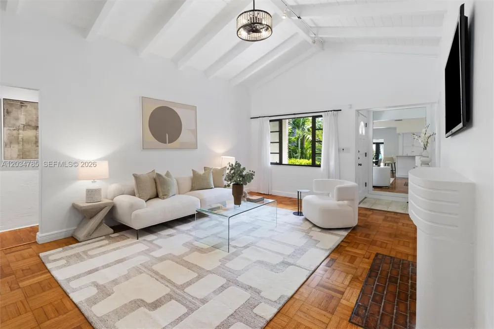 4531 Sheridan Ave Miami Beach, FL 33140