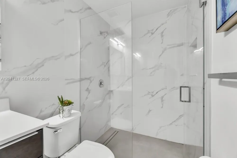 3401 W 94th Ter Hialeah, FL 33018