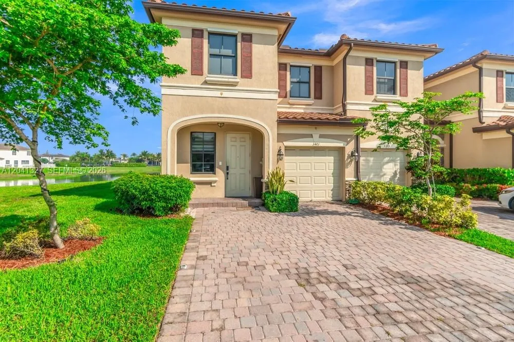 3401 W 94th Ter Hialeah, FL 33018