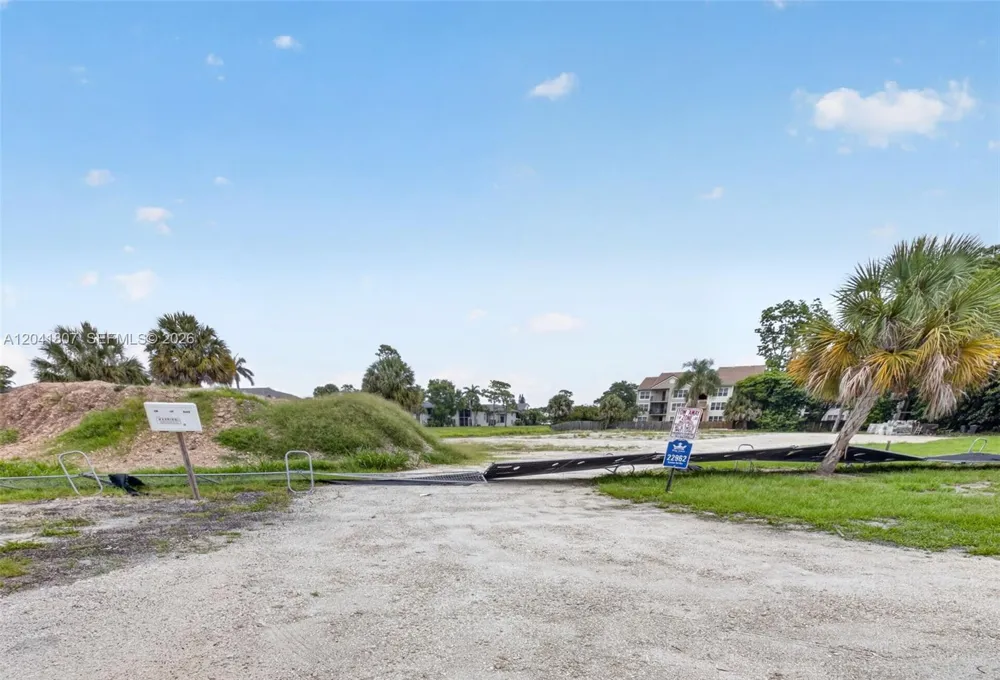 22962 Camino Del Mar Boca Raton, FL 33433
