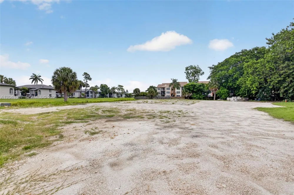 22962 Camino Del Mar Boca Raton, FL 33433