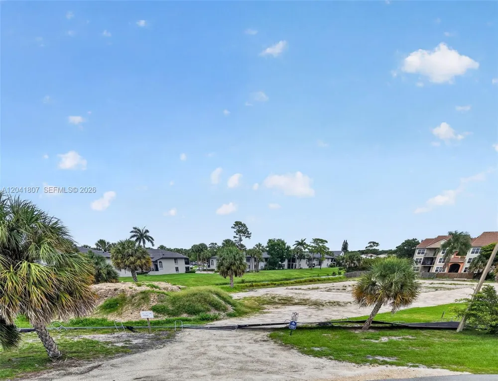 22962 Camino Del Mar Boca Raton, FL 33433