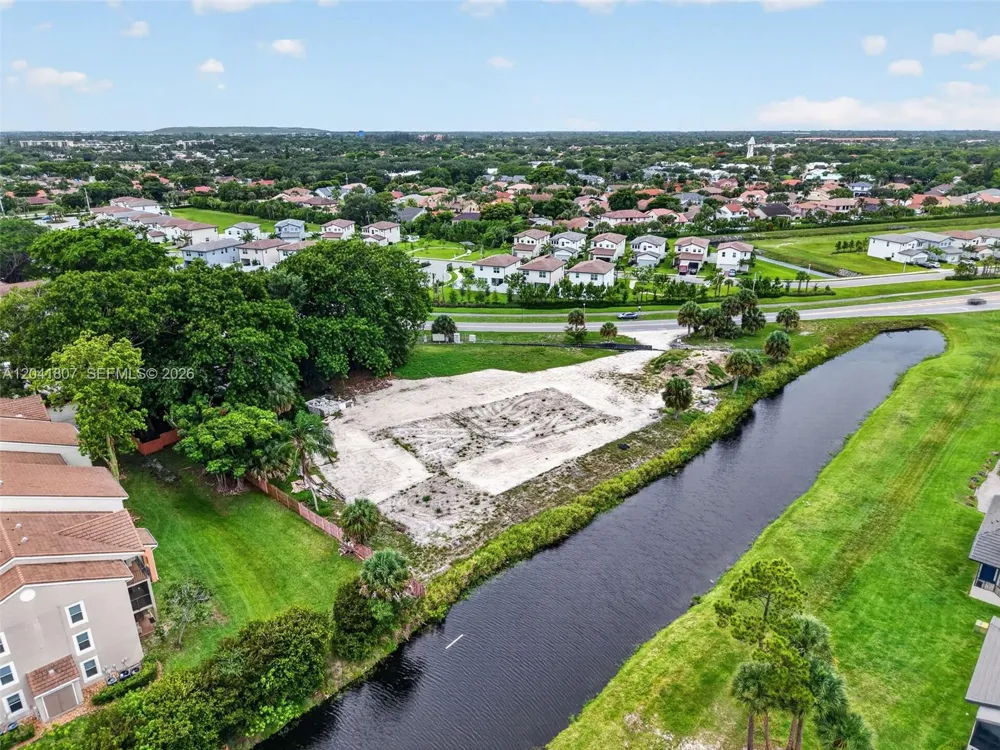 22962 Camino Del Mar Boca Raton, FL 33433