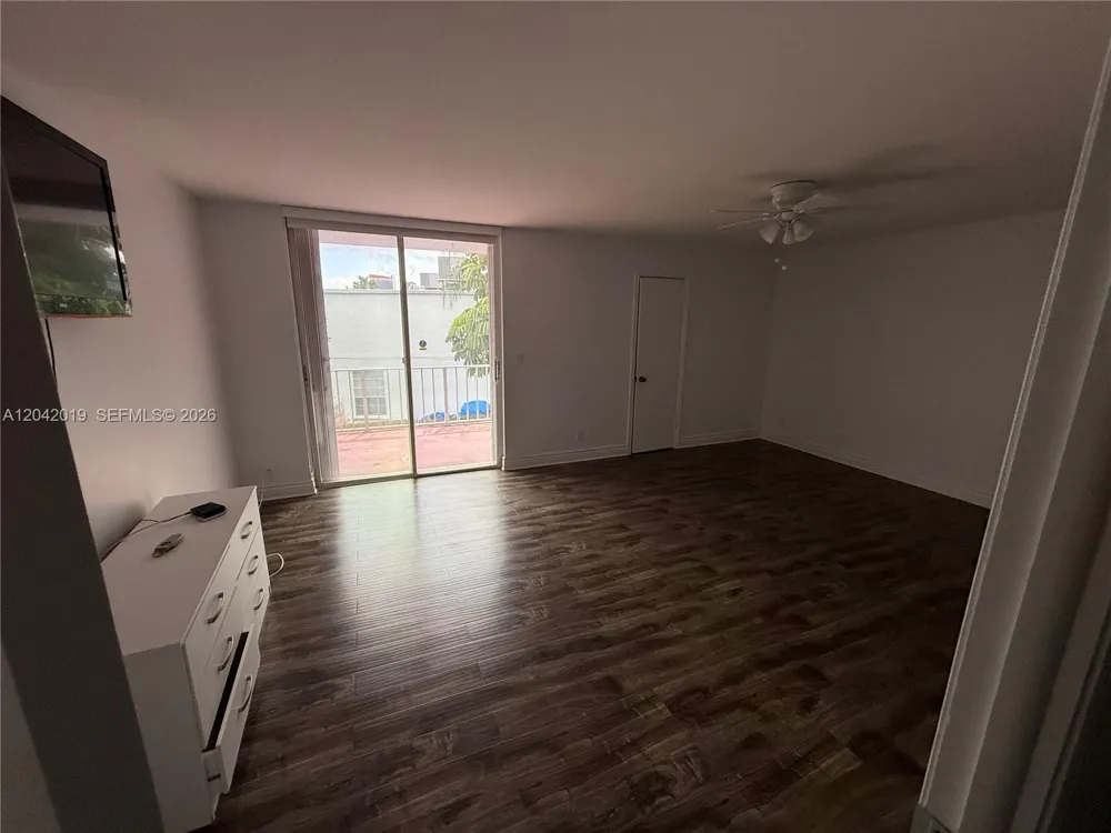 2606 NE 10 ST #2606 Hallandale Beach, FL 33009