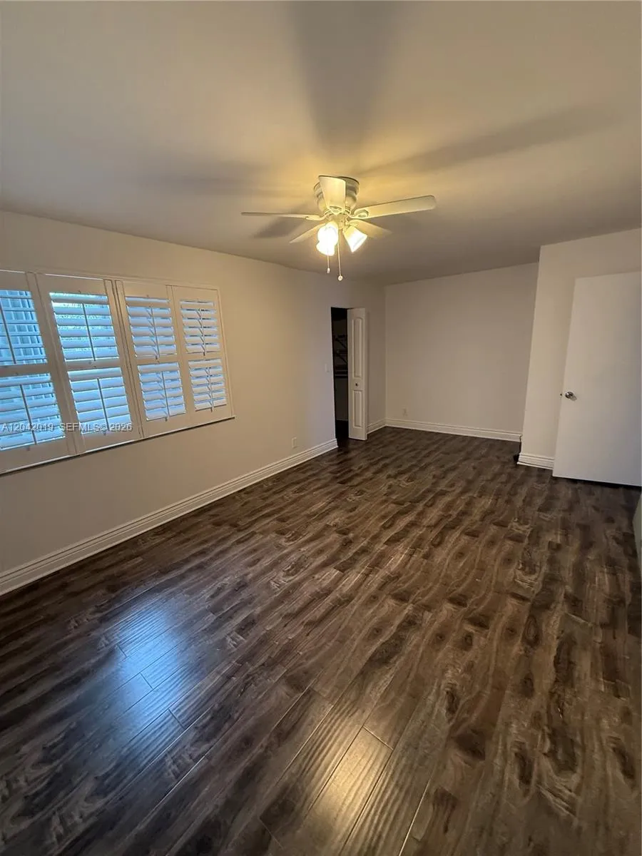 2606 NE 10 ST #2606 Hallandale Beach, FL 33009