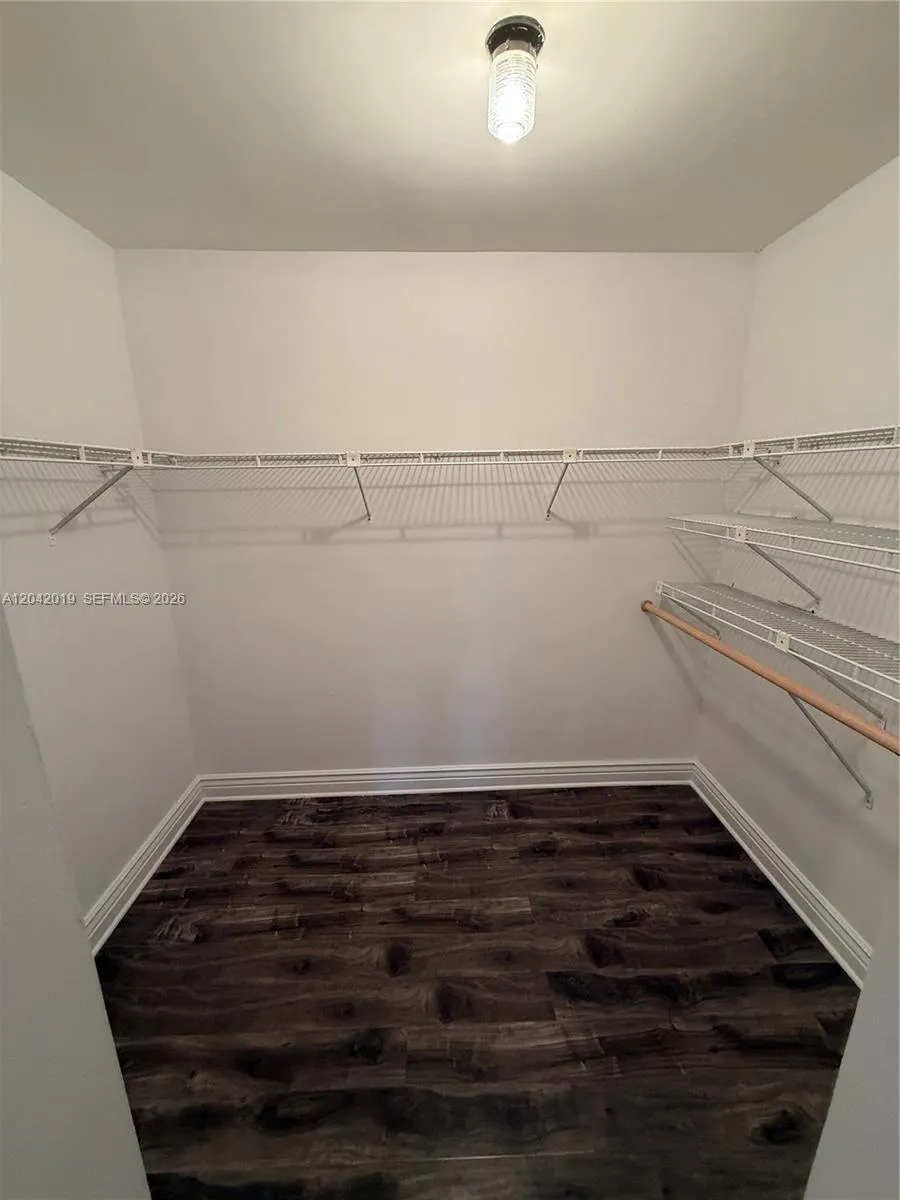 2606 NE 10 ST #2606 Hallandale Beach, FL 33009