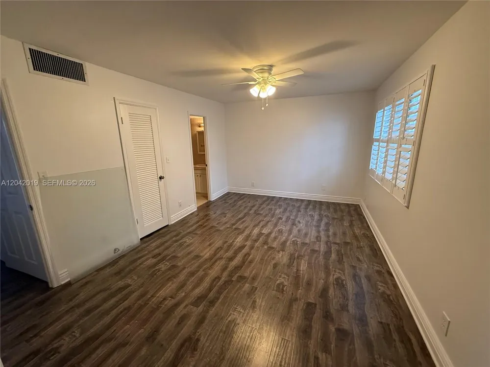 2606 NE 10 ST #2606 Hallandale Beach, FL 33009