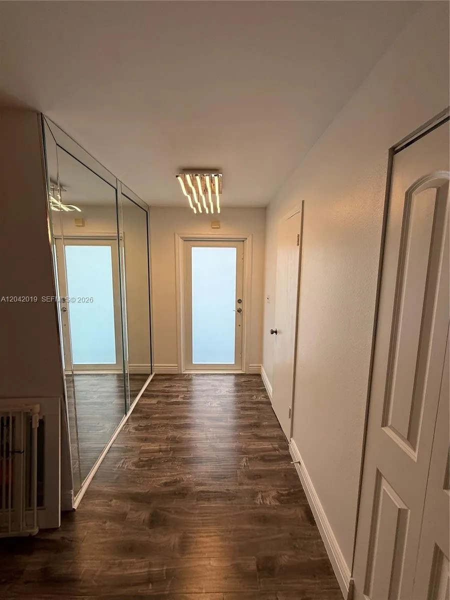 2606 NE 10 ST #2606 Hallandale Beach, FL 33009