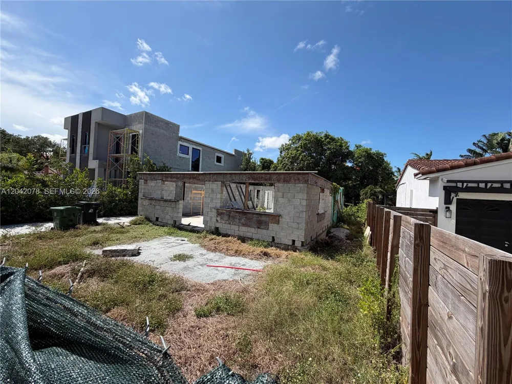 615 SW 16th St Fort Lauderdale, FL 33315