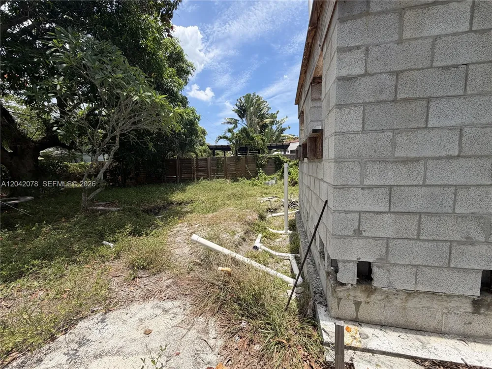 615 SW 16th St Fort Lauderdale, FL 33315