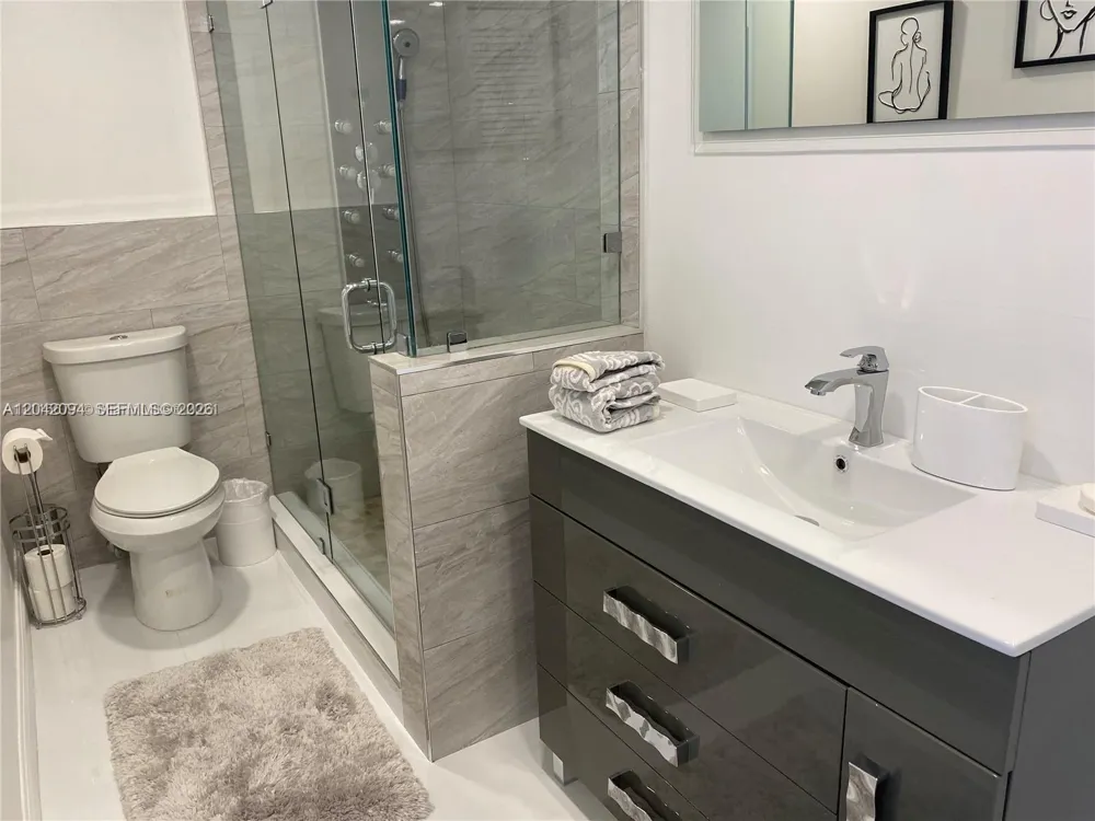 3505 S Ocean Dr #606 Hollywood, FL 33019