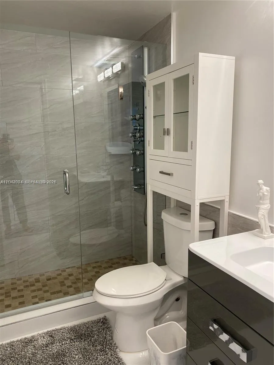 3505 S Ocean Dr #606 Hollywood, FL 33019