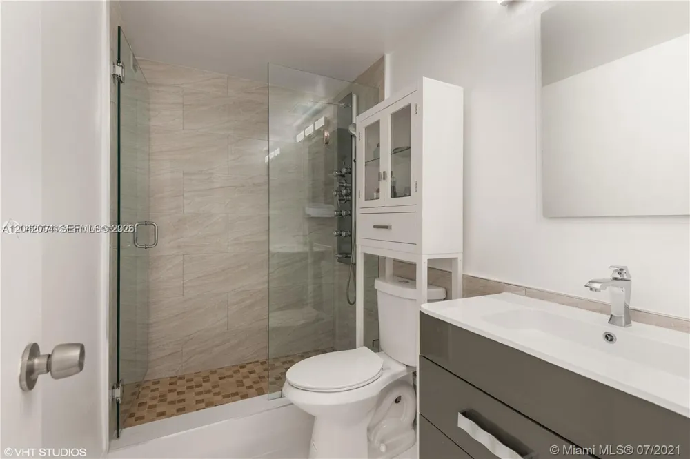 3505 S Ocean Dr #606 Hollywood, FL 33019