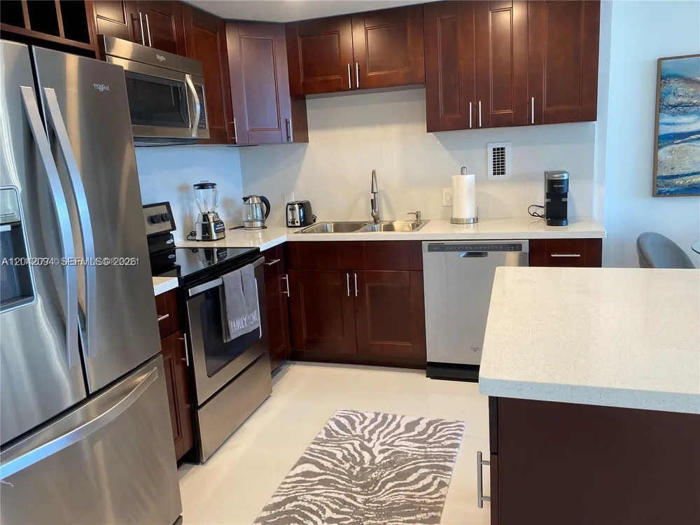 3505 S Ocean Dr #606 Hollywood, FL 33019