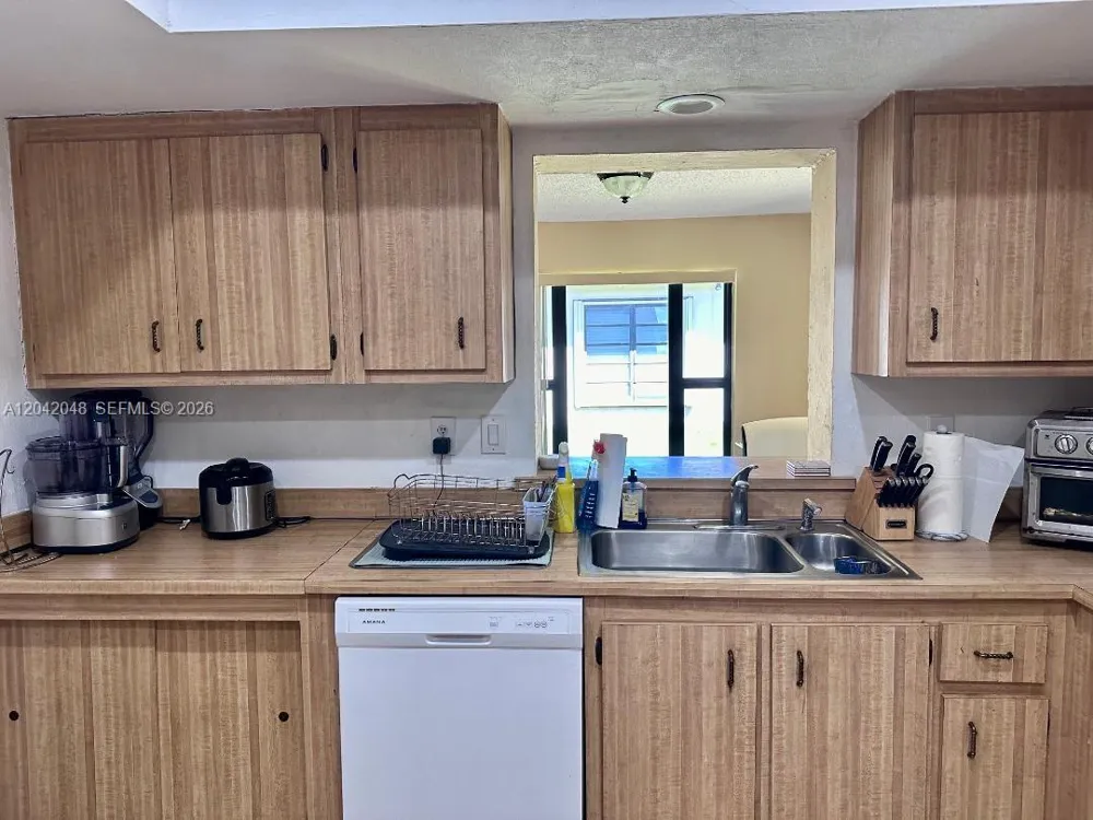 1714 SW 20th Ter Deerfield Beach, FL 33442