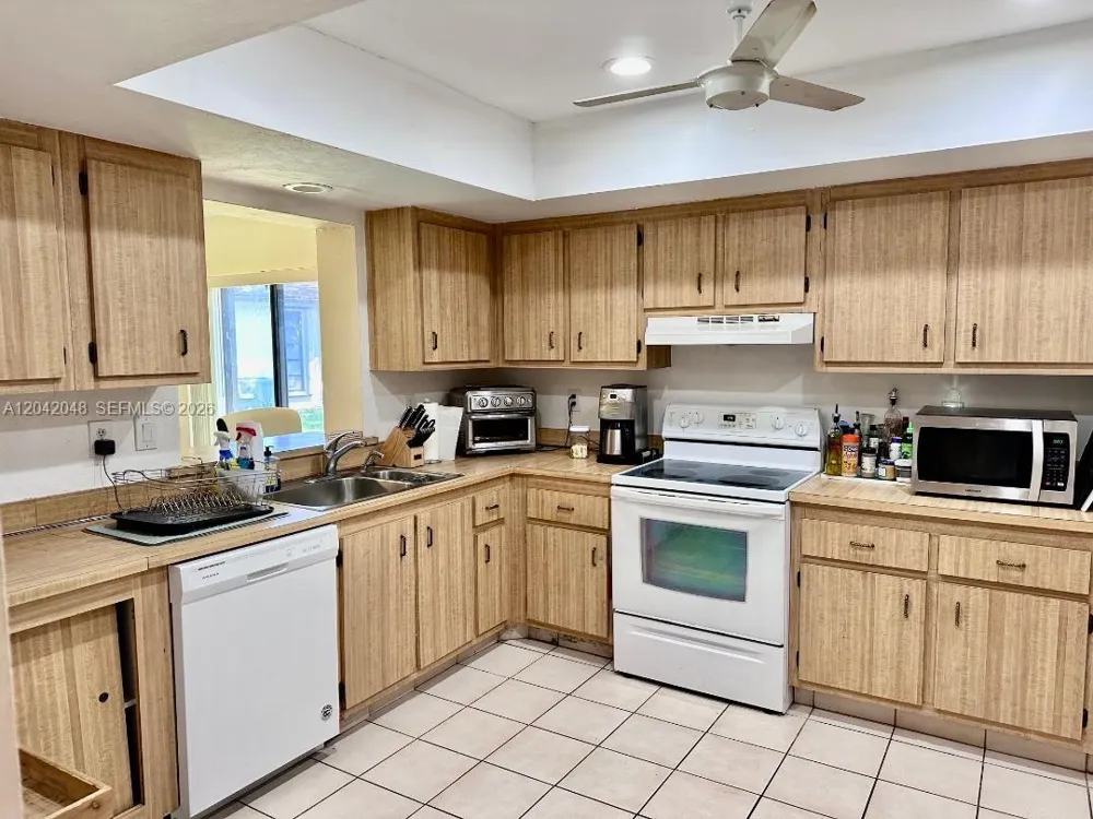 1714 SW 20th Ter Deerfield Beach, FL 33442