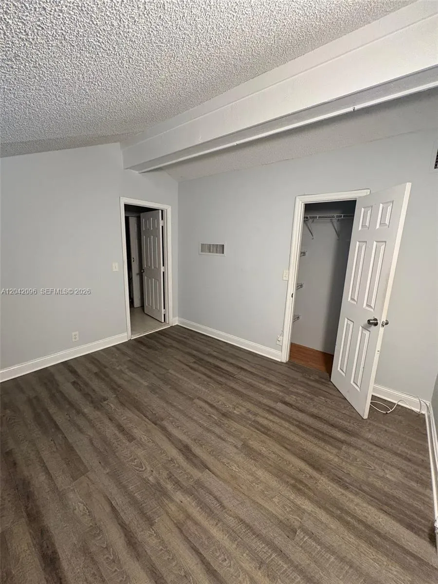 2309 NW 55th Ave Lauderhill, FL 33313
